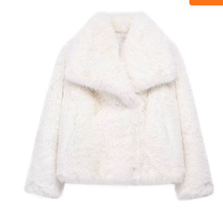 Maison Vivant Winter Plush Coat Lapel