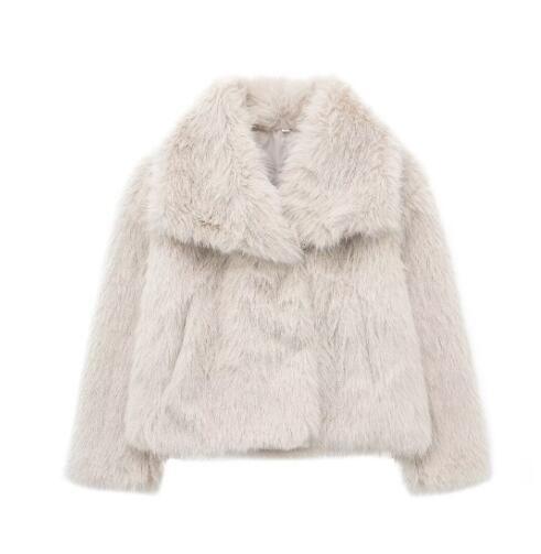 Maison Vivant Winter Plush Coat Lapel