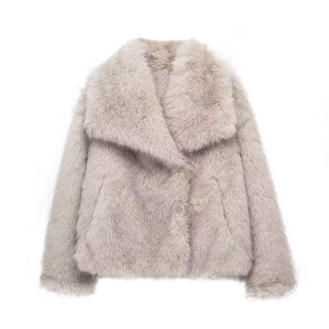 Maison Vivant Winter Plush Coat Lapel